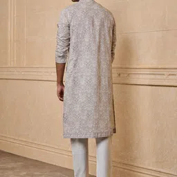 Tasva Floral Printed Mandarin Collar Pure Cotton Straight Kurta With Churidar image 3