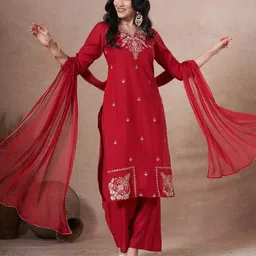 GoSriKi Ethnic Motifs Embroidered Thread Work Kurta with Trousers & Dupatta image 2