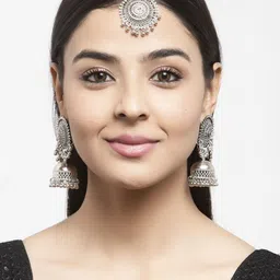 Shining Diva Silver-Plated Oxidised Jewellery Set image 3