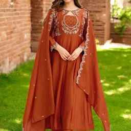FIDHARA Women Ethnic Motifs Embroidered Panelled Thread Work Kurta & Trousers With Dupatta image 5