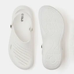 R&B Men Clogs image 2