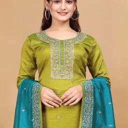 Hippon Kurti Ethnic Motifs Embroidered Thread Work Straight Kurta With Salwar & Dupatta image 5