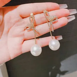 ONUYX Gold-Plated Earrings image 2