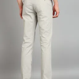 killer Men Slim Fit Beige Lycra Blend Trousers image 4
