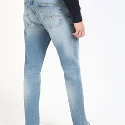 Tommy Hilfiger Men Cotton Slim Fit Low Distress Heavy Fade Stretchable Jeans image 4