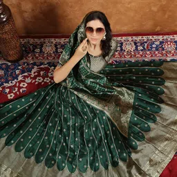 lady shopi Self Design Semi Stitched Lehenga Choli image 4