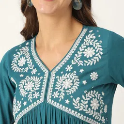 Ashlee Women Embroidered Mirror Work Kurta image 2