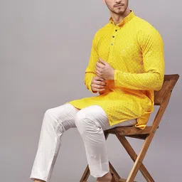 Floura Men Embellished Sequinned Kurta image 3