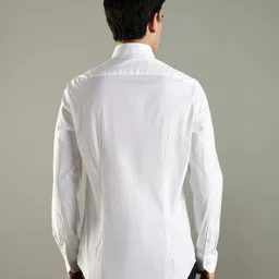Tommy Hilfiger Men Slim Fit Solid Spread Collar Formal Shirt image 3