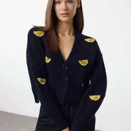 Trendyol Women Embroidered V-Neck Crop Cardigan-image-0