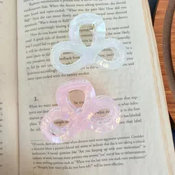 Radhya Accessories Women Set of 2 Claw Clip image 5