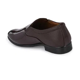 G L Trend Men Brown Slip-On Shoes image 5