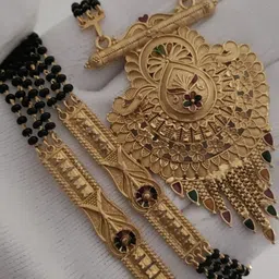 niva fashion Women Gold-Plated With Black Artificial Beads Mangalsutra-picture-3