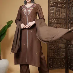 Oash Women Floral Embroidered Regular Thread Work Kurta with Trousers & Dupatta-picture-41