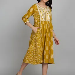 AVALIA Floral Printed A-Line Knee Length Dress image 2