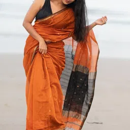 CANIZZARO Woven Design Zari Silk Blend Handloom Banarasi Saree image 5