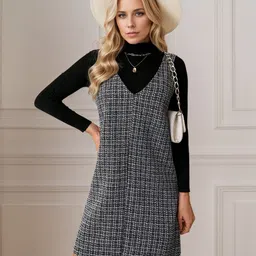 StyleCast x Revolte Colourblocked Crepe A-Line Dress-picture-39