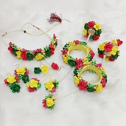EVY Gold-Plated Beaded Bridal Floral Haldi Jewellery Set image 3
