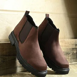 AfroJack Men Block-Heeled Chelsea Boot-picture-23