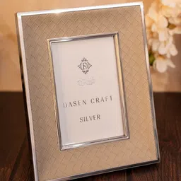 AARVI DECOR STUDIO Beige 1 Pieces Metal Table Photo Frames image 4