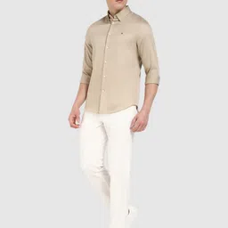 Tommy Hilfiger Men Classic Opaque Casual Shirt image 2