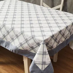 Aura Geometric Printed 6-Seater Table Cover image 3