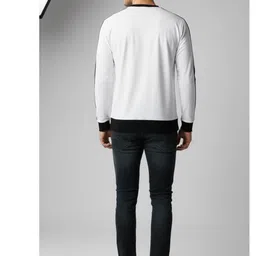 AUTNA Applique Detail T-shirt image 5