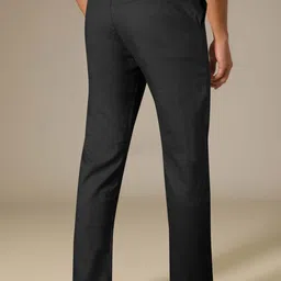 Jb Just BLACK Men Relaxed Fit Mid-Rise Trousers image 4