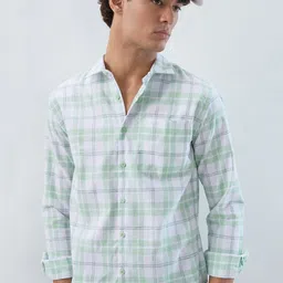 HERE&NOW Men Checked Spread Collar Casual Shirt-picture-17