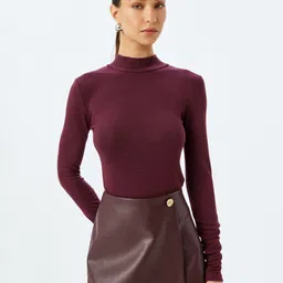 Koton Women V-Neck Pockets Slim Fit T-shirt-image-60