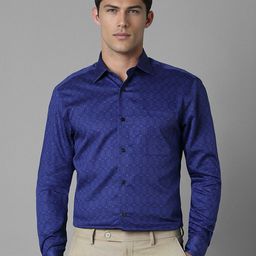 Louis Philippe Men Classic Spread Collar Geometric Printed Cotton Formal Shirt-picture-49
