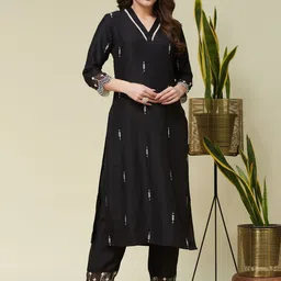 MOKOSH Women Embroidered Regular Thread Work Kurta with Trousers-picture-15