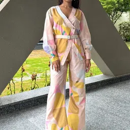 Blooming Tales Printed V-Neck Top With Palazzos Co-Ords-image-34