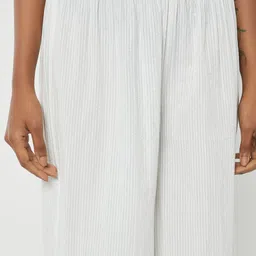 max Striped Regular Kurta With Palazzos image 5