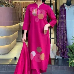 TURITY Women Printed Regular Kurta with Trousers & With Dupatta image 4