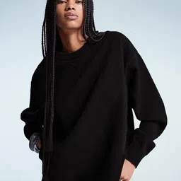 Bershka Women Black Solid Sweaters-image-81