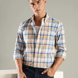 Tommy Hilfiger Spread Collar Checked Pure Cotton Regular Fit Oxford Shirt-image-48