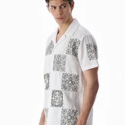 Jack & Jones Men Relaxed Fit Ethnic Motifs Printed Cuban Collar Casual Shirt image 5