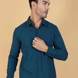Kotty Men Relaxed Spread Collar Textured Casual Shirt image 1
