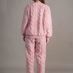 NEYSA Women T-shirt with Trousers image 3