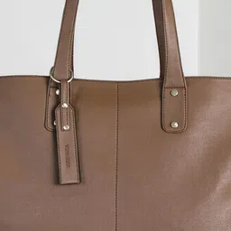 Toteteca PU Swagger Shoulder Bag image 5