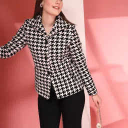 Thirty Threads Women Printed Notched Lapel Collar Pea Coats image 5