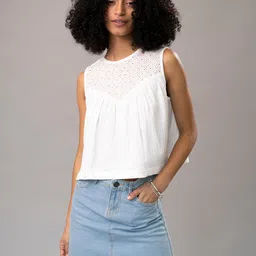 DressBerry Embroidered Cotton Schiffli Crop Top image 5