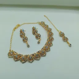 Women Click Gold-Plated Stone-Studded Jewellery Set image 1