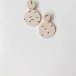 VMA PLAY FASHION Geometric Shaped Drop Earrings image 1
