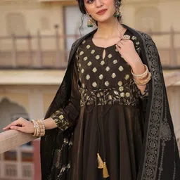 anayna Women Ethnic Motifs Embroidered Empire Sequinned Kurta with Patiala & With Dupatta image 2