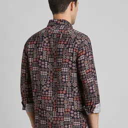 SIMON CARTER LONDON Men Spread Collar Ethnic Printed Slim Fit Casual Shirt image 4