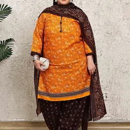 Merira Women Floral Printed Regular Kurti & Patiala With Dupatta-image-74