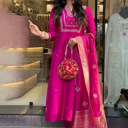 DIVASTRI Women Ethnic Motifs Printed Regular Chanderi with Trousers & With Dupatta image 3