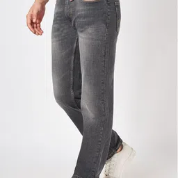 SF JEANS by Pantaloons Men Straight Fit Low Distress Heavy Fade Jeans image 3